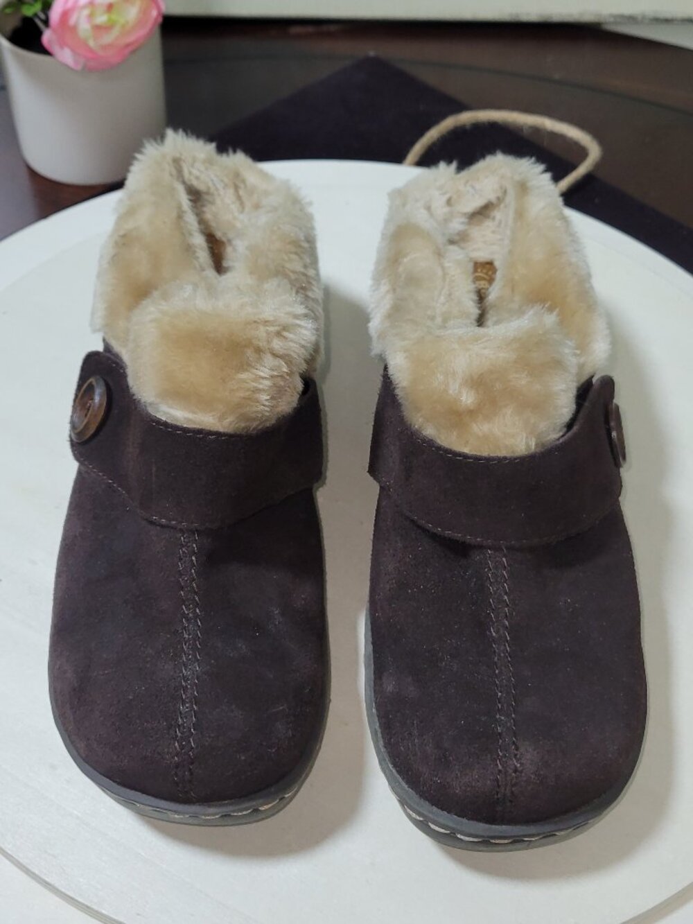 Bare Traps Chocolate Brown Suede Slip Ons / Mules